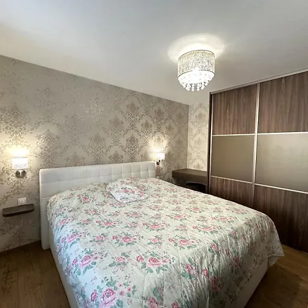 Family House Teplice Vila *